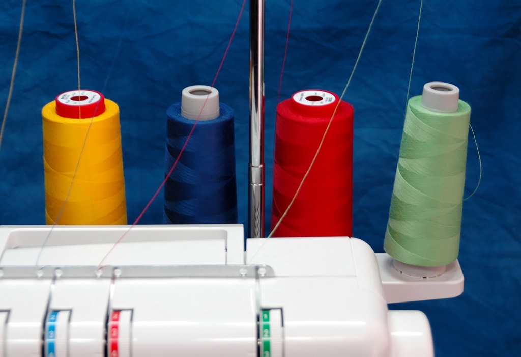 Spulen Overlockmaschine Nähmaschinen Breitenbach Göttingen